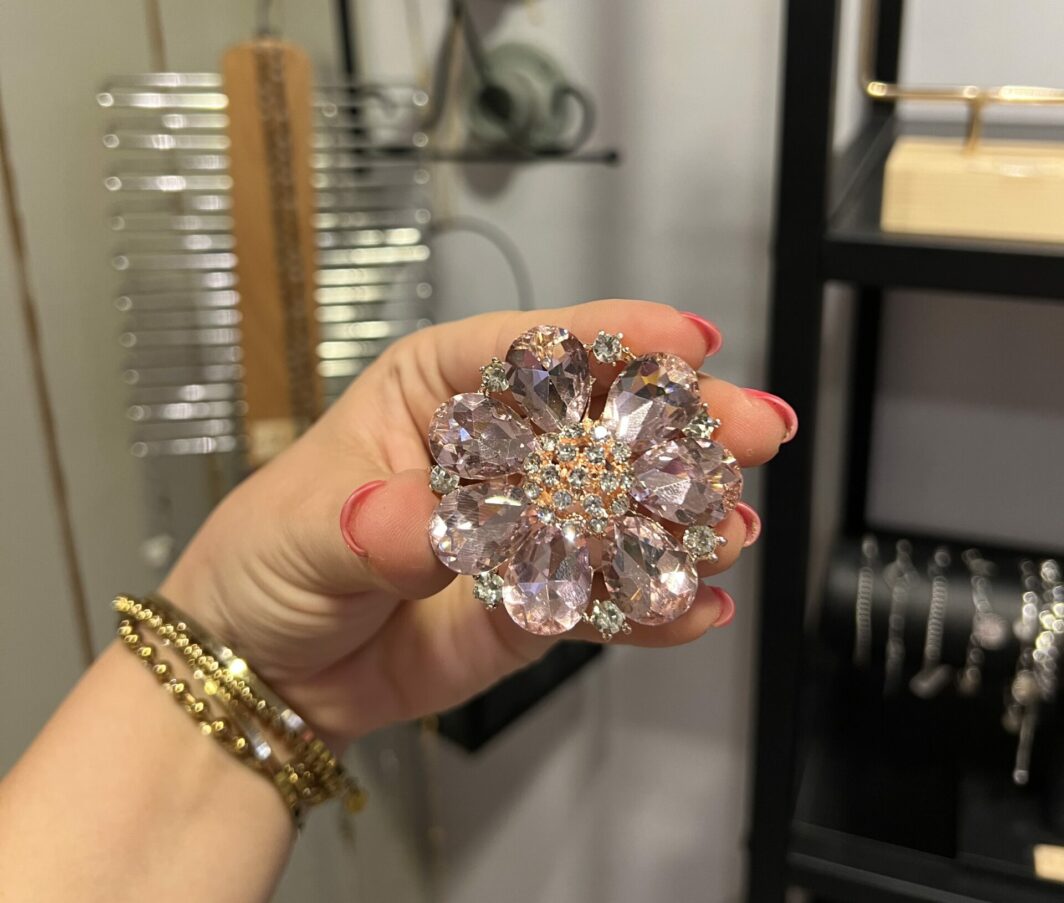 Broche bloem paars