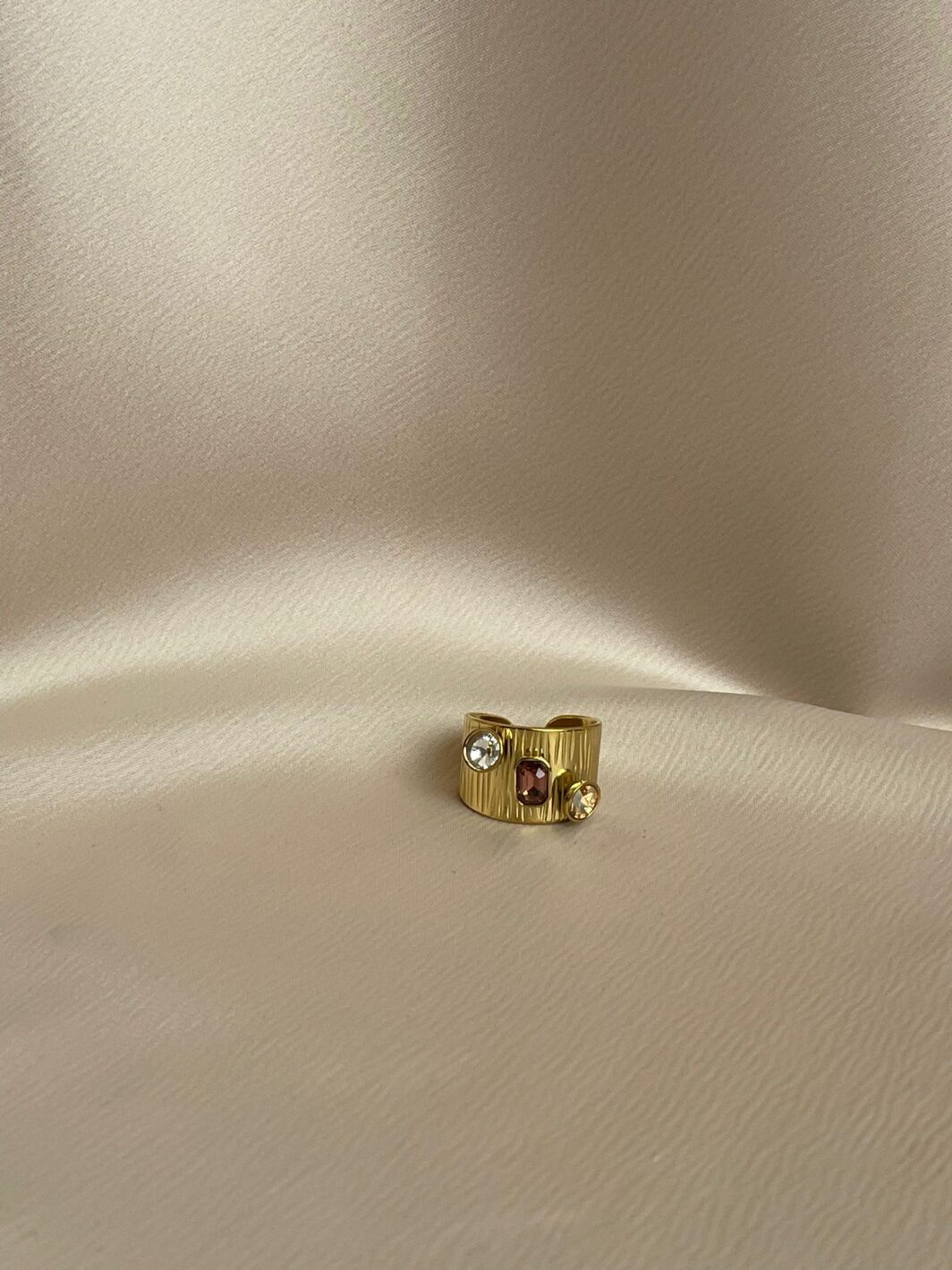 Ring steentjes nude