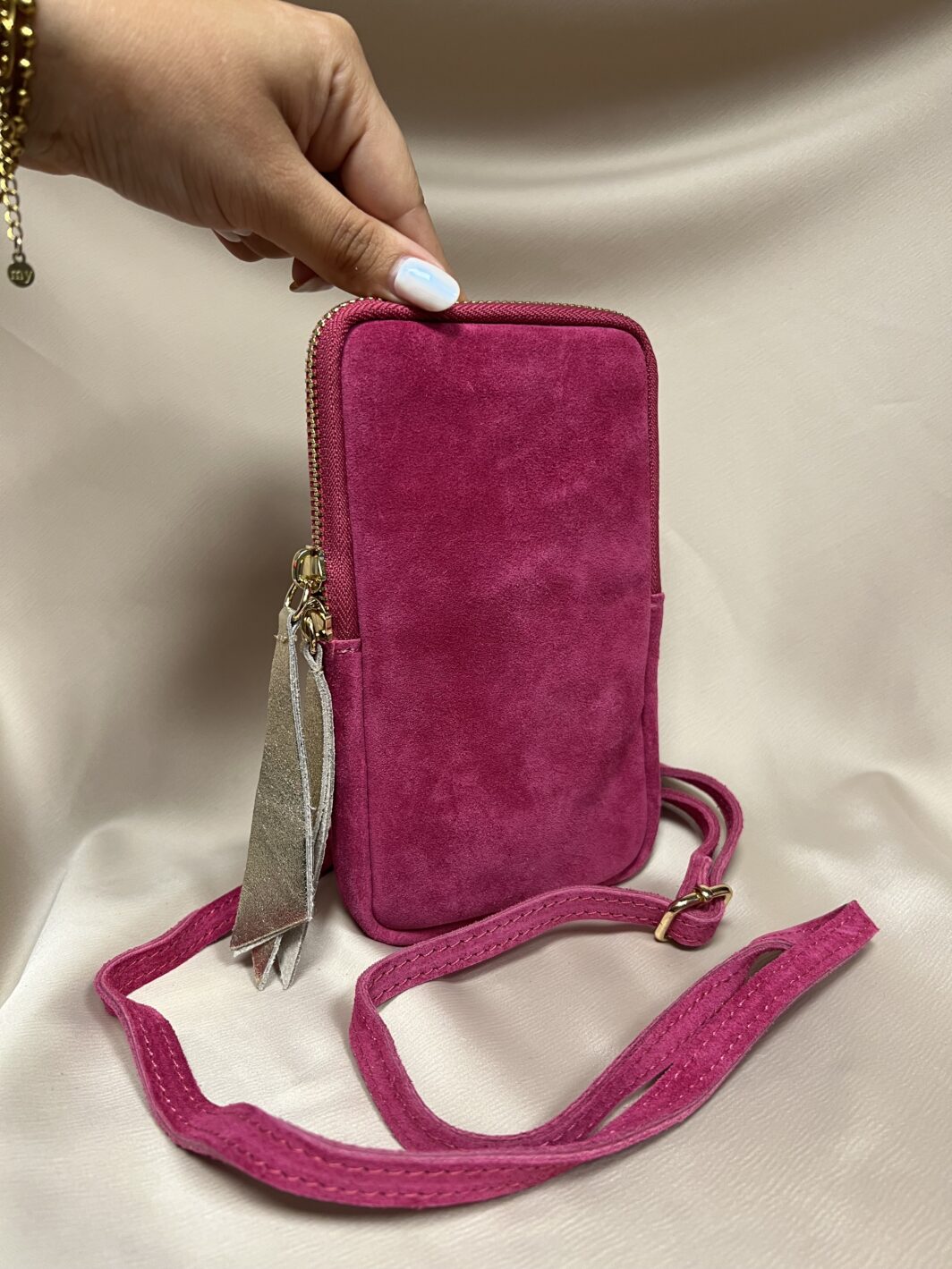 Roze suède telefoon tasje