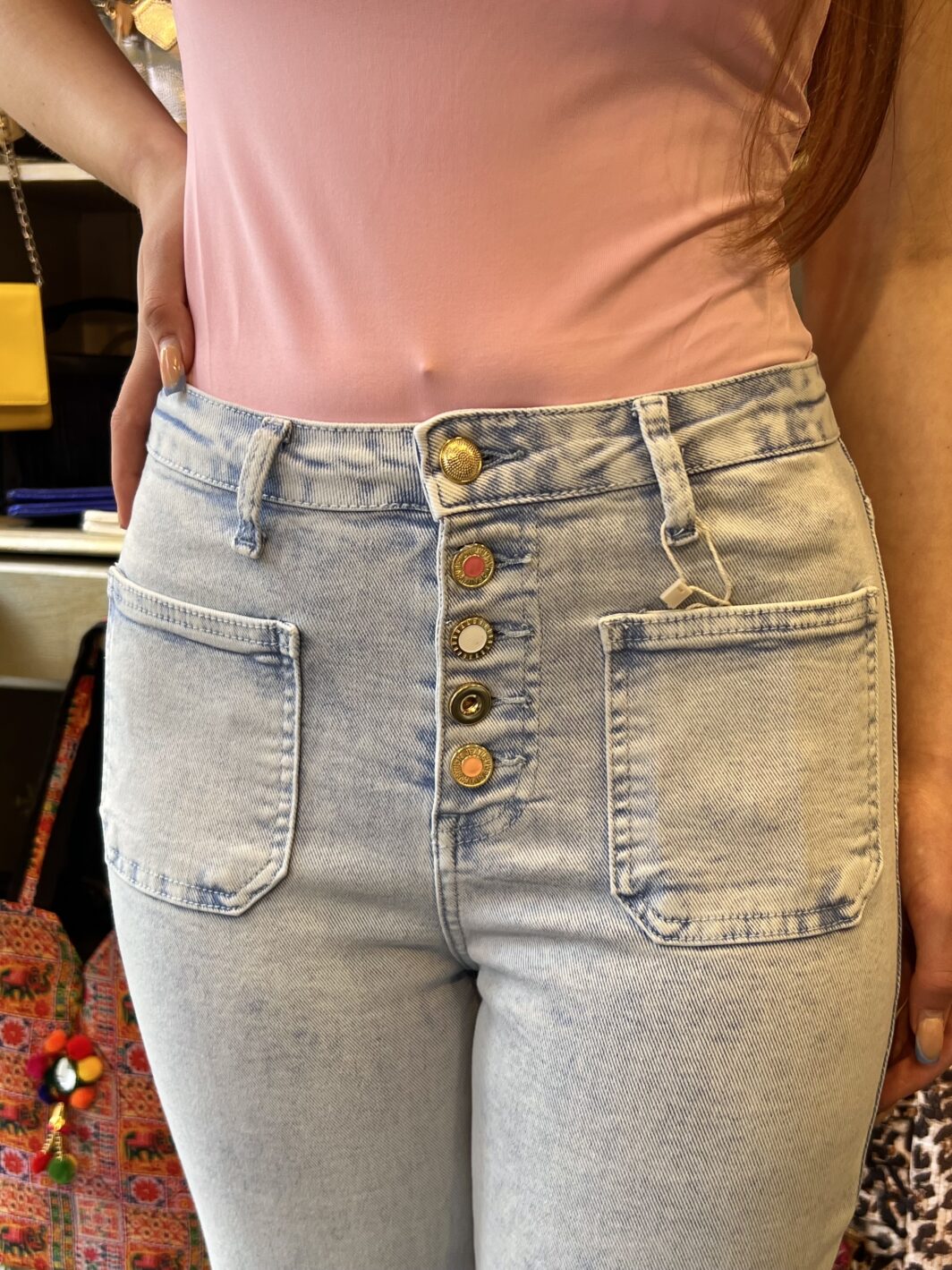 Straight leg jeans colour